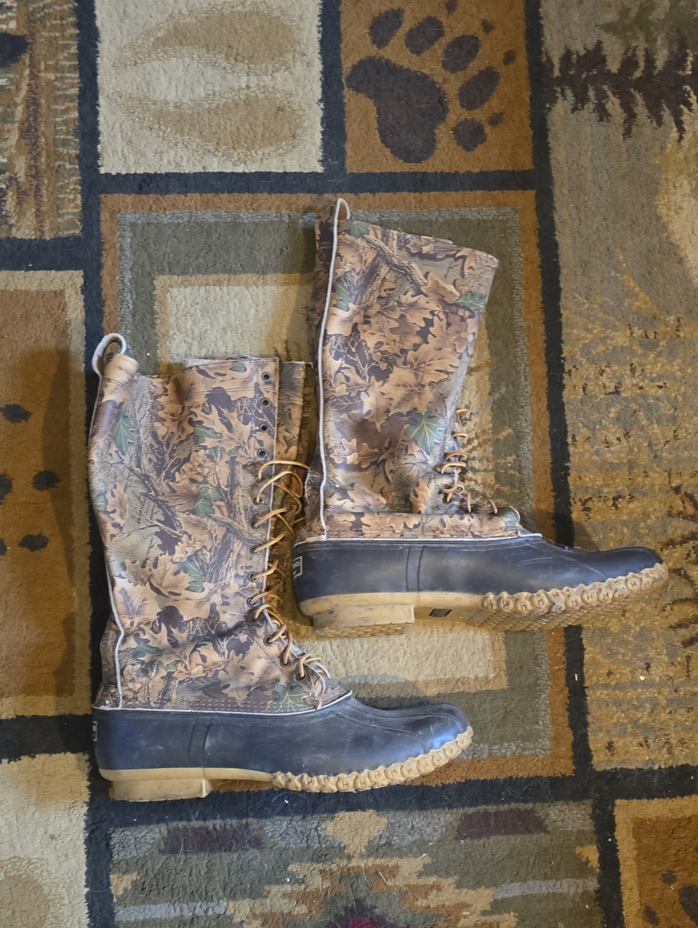 LL BEAN Vitnage Tall 13" Camouflage Duck Boots - Brown/Green